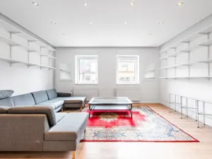 Pronájem rodinného domu, Praha - Kobylisy, Sedlecká, 200 m2