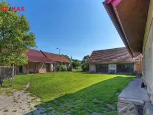 Prodej zemědělské usedlosti, Bašnice, 864 m2