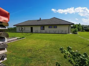 Prodej rodinného domu, Borovany, 237 m2