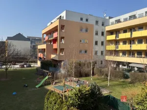 Pronájem bytu 2+kk, Hradec Králové - Třebeš, Ve Stromovce, 58 m2