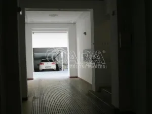 Pronájem garážového stání, Praha, Voroněžská, 15 m2