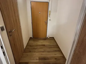 Prodej bytu 1+kk, Praha - Kobylisy, Kyselova, 26 m2