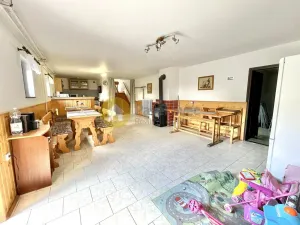 Prodej apartmánu, Dřešín - Hořejšice, 510 m2