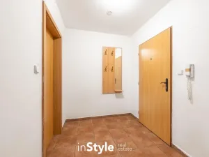 Pronájem bytu 2+kk, Bzenec, náměstí Svobody, 50 m2