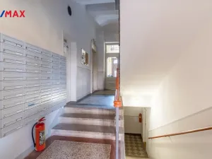 Pronájem bytu 2+kk, Praha - Vinohrady, Korunní, 55 m2