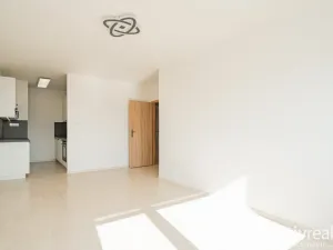 Prodej bytu 2+kk, Praha - Bohnice, Poznaňská, 45 m2