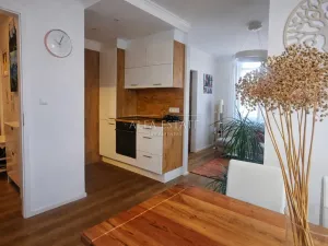 Prodej bytu 3+kk, Karlovy Vary - Bohatice, Lomená, 61 m2