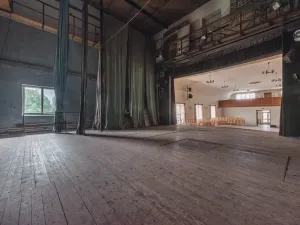 Prodej komerční nemovitosti, Klamoš, 865 m2