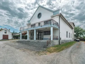 Prodej rodinného domu, Klamoš, 865 m2