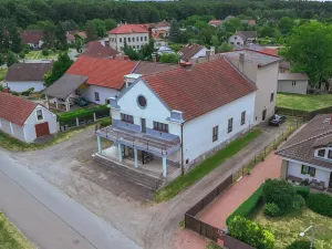 Prodej rodinného domu, Klamoš, 865 m2