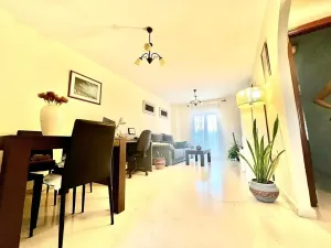 Prodej bytu 3+1, Benalmádena, Španělsko, 74 m2