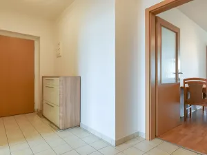 Pronájem bytu 3+kk, Praha - Horní Měcholupy, Padovská, 70 m2