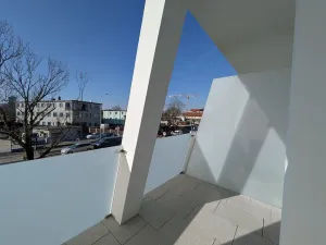 Pronájem bytu 1+kk, Brno, Komárovská, 33 m2