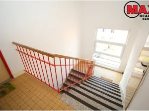 Pronájem bytu 2+1, Praha - Žižkov, Na vrcholu, 52 m2