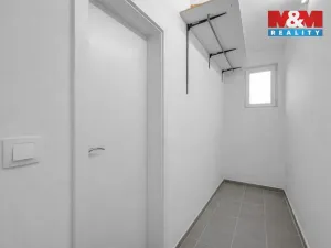 Prodej bytu 2+1, Nehvizdy, Gabčíkova, 50 m2