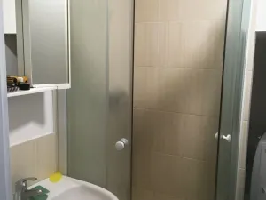 Pronájem bytu 1+kk, Ústí nad Labem - Ústí nad Labem-centrum, Velká Hradební, 30 m2