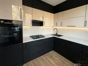 Prodej bytu 4+1, Třinec, Sosnová, 80 m2