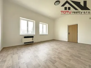 Pronájem bytu 1+1, Jaroměř, 5. května, 45 m2