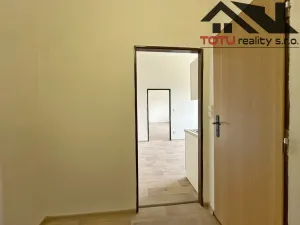 Pronájem bytu 1+1, Jaroměř, 5. května, 45 m2