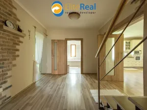 Prodej vícegeneračního domu, Příkazy, 344 m2