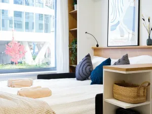 Pronájem bytu 1+kk, Praha - Smíchov, Plzeňská, 20 m2