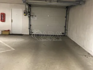 Pronájem garážového stání, Praha - Záběhlice, U Zahradního města, 13 m2