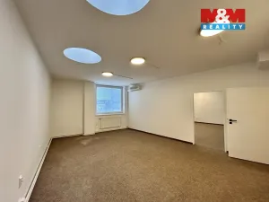 Pronájem obchodního prostoru, Liberec - Liberec IV-Perštýn, Moskevská, 170 m2
