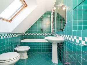 Pronájem bytu 3+1, Praha - Nové Město, Odborů, 108 m2