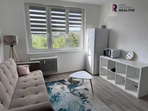 Pronájem bytu 1+1, Karlovy Vary - Bohatice, Kpt. Nálepky, 35 m2