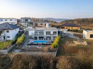 Prodej rodinného domu, Králův Dvůr, Na Vinohradech, 140 m2