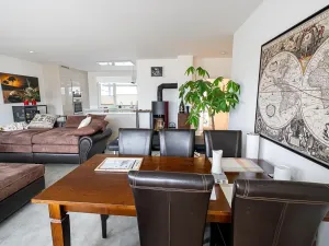 Prodej rodinného domu, Králův Dvůr, Na Vinohradech, 140 m2