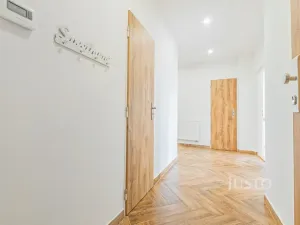 Prodej bytu 3+1, Praha - Žižkov, Biskupcova, 88 m2