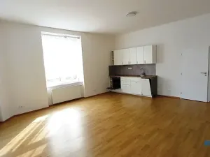 Prodej bytu 2+kk, Náchod, Komenského, 66 m2