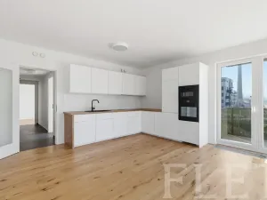 Pronájem bytu 3+kk, Praha - Modřany, Kolmanova, 87 m2