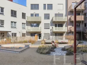 Pronájem bytu 3+kk, Praha - Modřany, Kolmanova, 87 m2