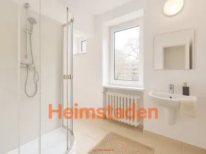 Pronájem bytu 1+kk, Karviná - Nové Město, Brožíkova, 28 m2