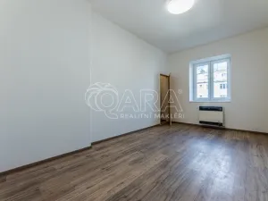 Pronájem bytu 2+kk, Praha - Vršovice, Ukrajinská, 52 m2
