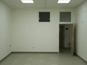 Pronájem ordinace, Frýdek-Místek, tř. T. G. Masaryka, 42 m2