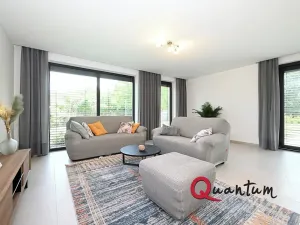 Pronájem rodinného domu, Šestajovice, Konopišťská, 250 m2