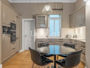 Prodej činžovního domu, Karlovy Vary, Vřídelní, 1221 m2