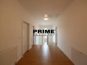 Pronájem rodinného domu, Praha, Ke smrčině, 270 m2
