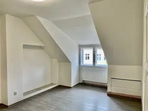 Pronájem bytu 3+1, Praha - Dejvice, Fetrovská, 80 m2