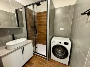 Pronájem bytu 3+1, Praha - Troja, Krynická, 72 m2