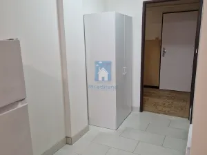 Pronájem bytu 1+kk, Praha, Vrážská, 25 m2