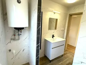 Pronájem bytu 2+1, Klášterec nad Ohří - Miřetice u Klášterce nad Ohří, Švermova, 66 m2