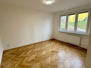 Pronájem bytu 3+1, Kadaň, Budovatelů, 70 m2
