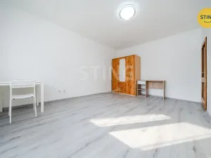 Prodej bytu 1+kk, Ostrava, Alžírská, 25 m2