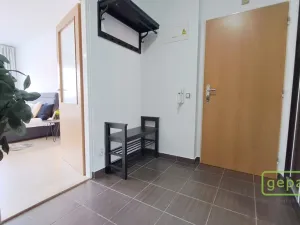 Pronájem bytu 1+kk, Brno, Keřová, 38 m2
