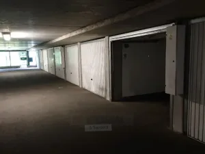 Pronájem garáže, České Budějovice - České Budějovice 2, Krčínova, 17 m2