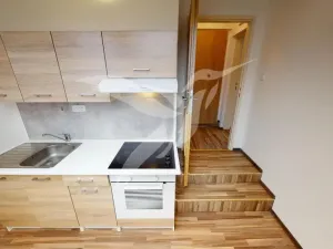 Pronájem bytu 1+1, Stod, Komenského náměstí, 26 m2